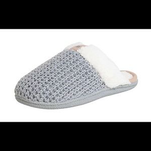 New Women’s Large Faux Fur Knitted Scuff Slippers (Sizes 9-10)